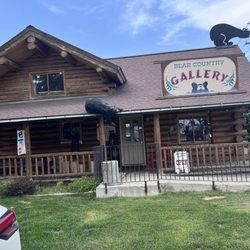 Jeff Fleming's Bear Country Gallery