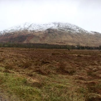 Kilchurn Castle - Kilchurn Castle and the mountains on the right (March 2015) - Museums Near Me - Argyll and Bute, AGB