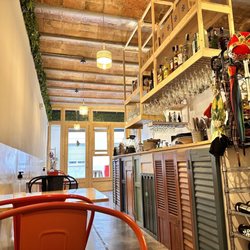 Lolin Cafe