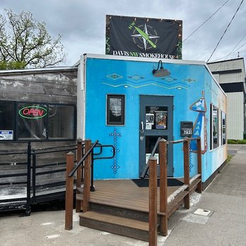 Davis NW - Front - Barbeque Near Me - Eugene, Oregon