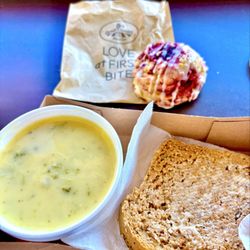 Great Harvest Bread - Broccoli soup with free Dakota slice and the best raspberry scone