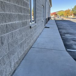 Pressure Wash Idaho - Walkway/ Sidewalk Pressure Washed