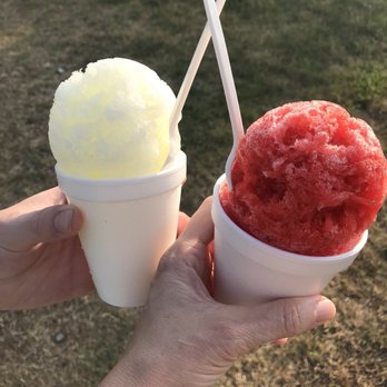Cindy's SnowCreamery - Lemonade and Strawberry Cheesecake (small)! - Shaved Ice Near Me - Clemmons, North Carolina