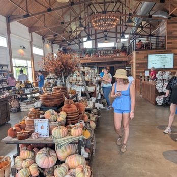 Peck And Bushel Fruit Company - Pick Your Own Farms Near Me - Colgate, Wisconsin Peck And Bushel Fruit Company - Pick Your Own Farms Near Me - Colgate, Wisconsin