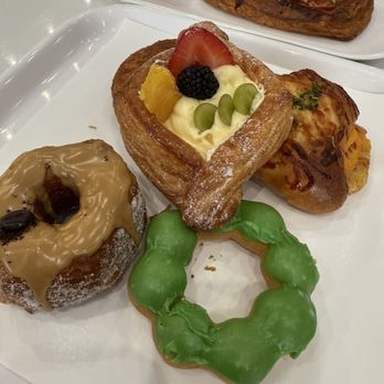 Paris Baguette - Bakeries Near Me - Fresno, California Paris Baguette - Bakeries Near Me - Fresno, California