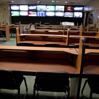Off-Track Betting - Casinos Near Me - Oakbrook Ter, Illinois