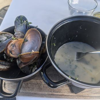 Riley's Vancouver - Seafood Near Me - Vancouver, British Columbia Riley's Vancouver - Seafood Near Me - Vancouver, British Columbia