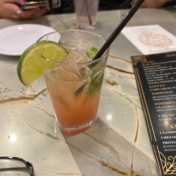 Singh's Kitchen - guava limeade and lychee lunch - Indian Near Me - Libertyville, Illinois