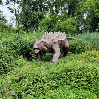 Field Station: Dinosaurs - Amusement Parks Near Me - Leonia, New Jersey