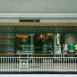 lululemon athletica - Storefront, Lululemon at The Towson Town Center