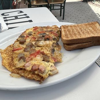 Cubs Bar & Grill - Western omelette - American Near Me - Chicago, Illinois