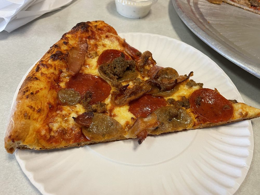 Sal's Pizza Logo