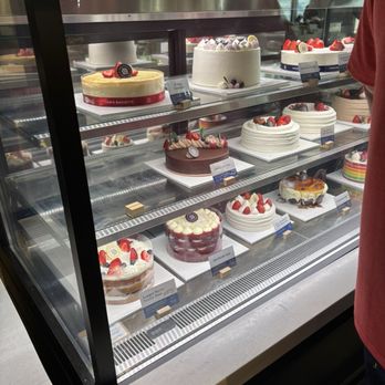 Paris Baguette - Coffee & Tea Near Me - Virginia Beach, Virginia
