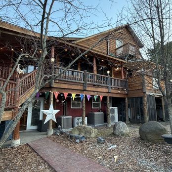 Barnsider Barbeque Restaurant - Barbeque Near Me - Lake George, New York