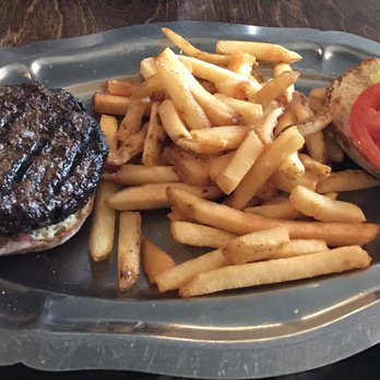 Le Gamin - Burger with fries - French Near Me - Brooklyn, New York Le Gamin - Burger with fries - French Near Me - Brooklyn, New York