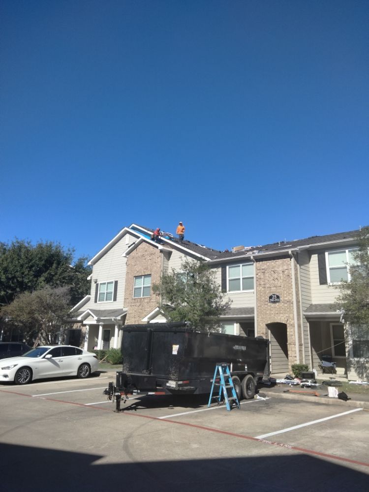 Slide of Oswaldo Z Roofing