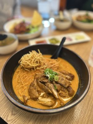 Khao Sen by null