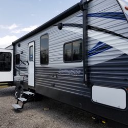 Meyer's Mentor RV - Dual Slides with Fireplace