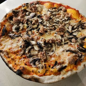 Strega - Pizza Near Me - Rome, RM