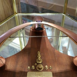 Balancing scale for precious metals "A Balancing Act" Balancing scale for precious metals "A Balancing Act"