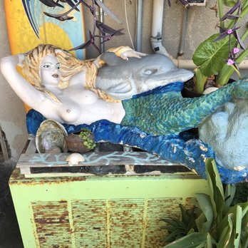 Katy's Cafe - I never pass up the opportunity to photograph a naked lady. Lol - Breakfast & Brunch Near Me - Imperial Beach, California