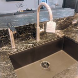 Plumb Right Plumbing - Kitchen sink and faucet installation with RO system