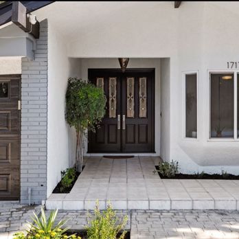 Fern's Painting - Front entry - Painters Near Me