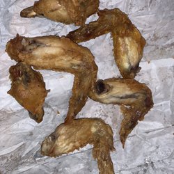 Jade Lee - "Crispy chicken wings"