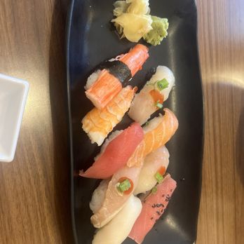 Oishii - 9 pcs Nigiri - Sushi Bars Near Me - Houston, Texas