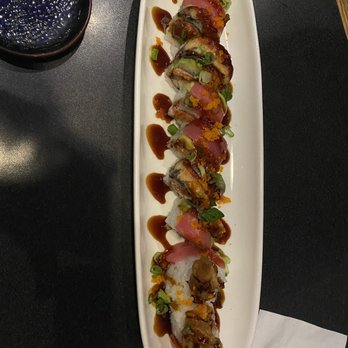 Akebono 515 - Dragon Roll - Sushi Bars Near Me - Des Moines, Iowa