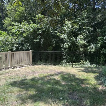 Forrest Fence - Vinyl fence meeting up with the black aluminum part - Fences & Gates Near Me - Felton, Delaware Forrest Fence - Vinyl fence meeting up with the black aluminum part - Fences & Gates Near Me - Felton, Delaware