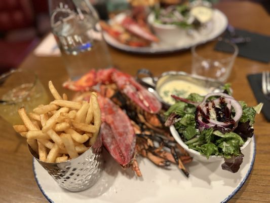 Burger & Lobster Bryant Park by null Burger & Lobster Bryant Park by null