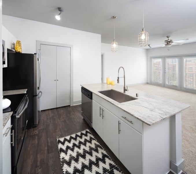 5225 MAPLE APARTMENTS 63 Photos & 17 Reviews Apartments 5225