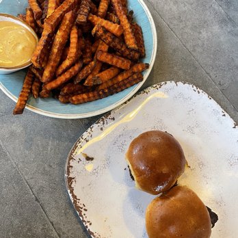 Da Boccery - Sliders  Sweet Potato Fries - Axe Throwing Near Me - Livermore, California