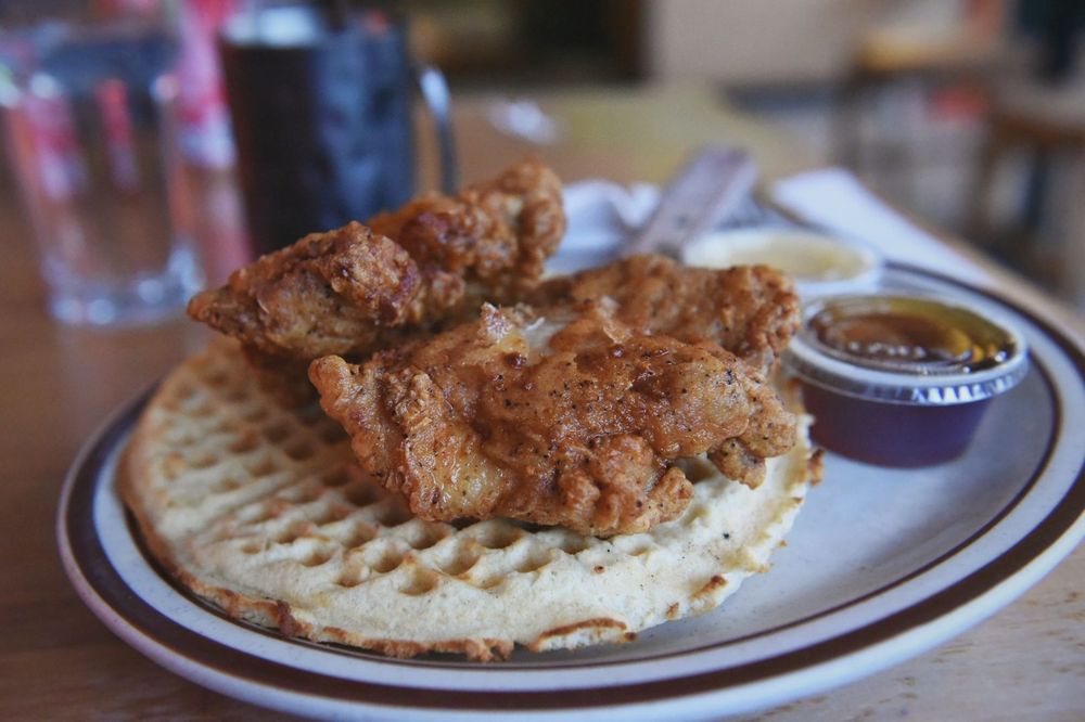 Fat's Fried Chicken & Waffles