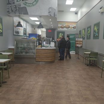 Dagwoods - Sandwiches Near Me - Vaudreuil-Dorion, Quebec