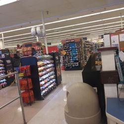 Food City Pharmacy - Store is clean and customer service is lagging.