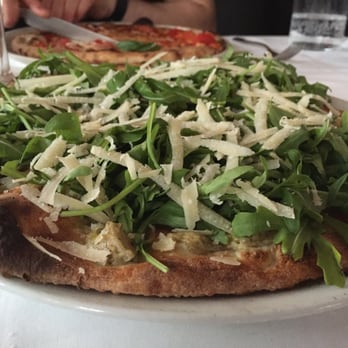 Pizza Chic - Pizza Near Me - Paris, 75 Pizza Chic - Pizza Near Me - Paris, 75