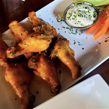 One 11 Kitchen & Bar - Buffalo Wings - New American Near Me - Nevada City, California