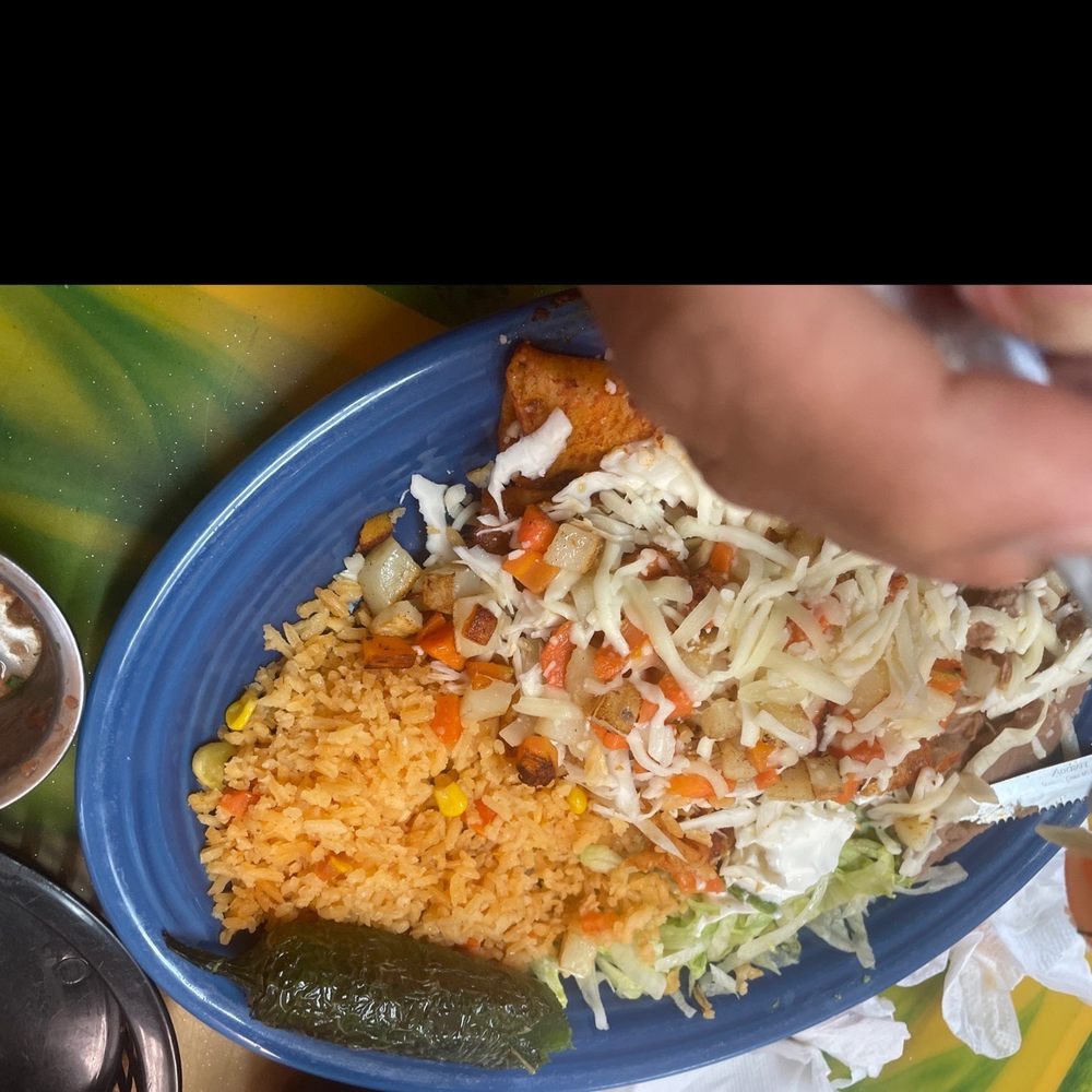 Food from Taqueria Azteca