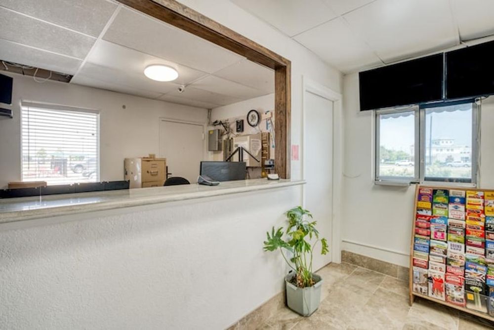 OYO HOTEL SAN ANTONIO LACKLAND AIR FORCE BASE WEST 80 Photos 100