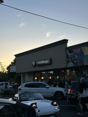 Cloud City Ice Cream by null