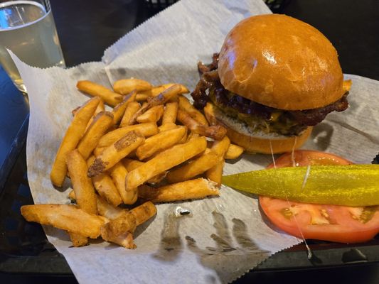 White Horse Tavern by null