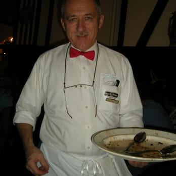 Peter Luger - Ivan - Steakhouses Near Me - Brooklyn, New York