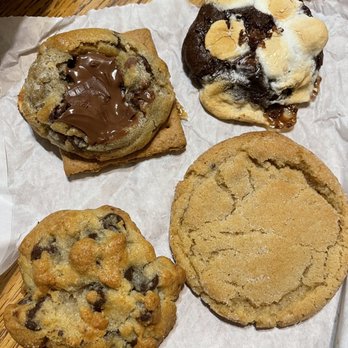 Hello Robin - Bakeries Near Me - Seattle, Washington