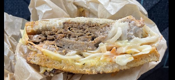 LUHV VEGAN DELI by null