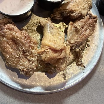 Pluckers Wing Bar - Grapevine - Pickle dust 5 Wing Combo pickle dust - Chicken Wings Near Me - Grapevine, Texas Pluckers Wing Bar - Grapevine - Pickle dust 5 Wing Combo pickle dust - Chicken Wings Near Me - Grapevine, Texas
