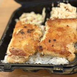 Ai Pono Café - Dirty Lickin' Korean Chicken