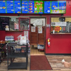 La Montaña Carniceria y Taqueria