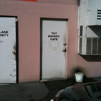 T & T Bakery and Cafe - The back door into t&t. You are welcome to park behind and use it. - Bagels Near Me - Markham, Ontario T & T Bakery and Cafe - The back door into t&t. You are welcome to park behind and use it. - Bagels Near Me - Markham, Ontario